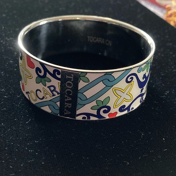 Colorful Enamel Bracelet Vibrant floral & geometric patterns. Features branding. - Picture 1 of 14